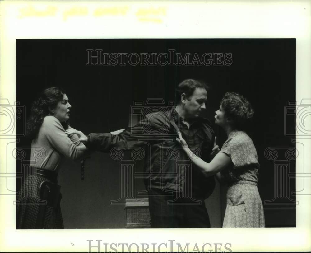 1989 Press Photo Scene from &quot;View From The Bridge&quot; at Alley Theater in Houston- Historic Images