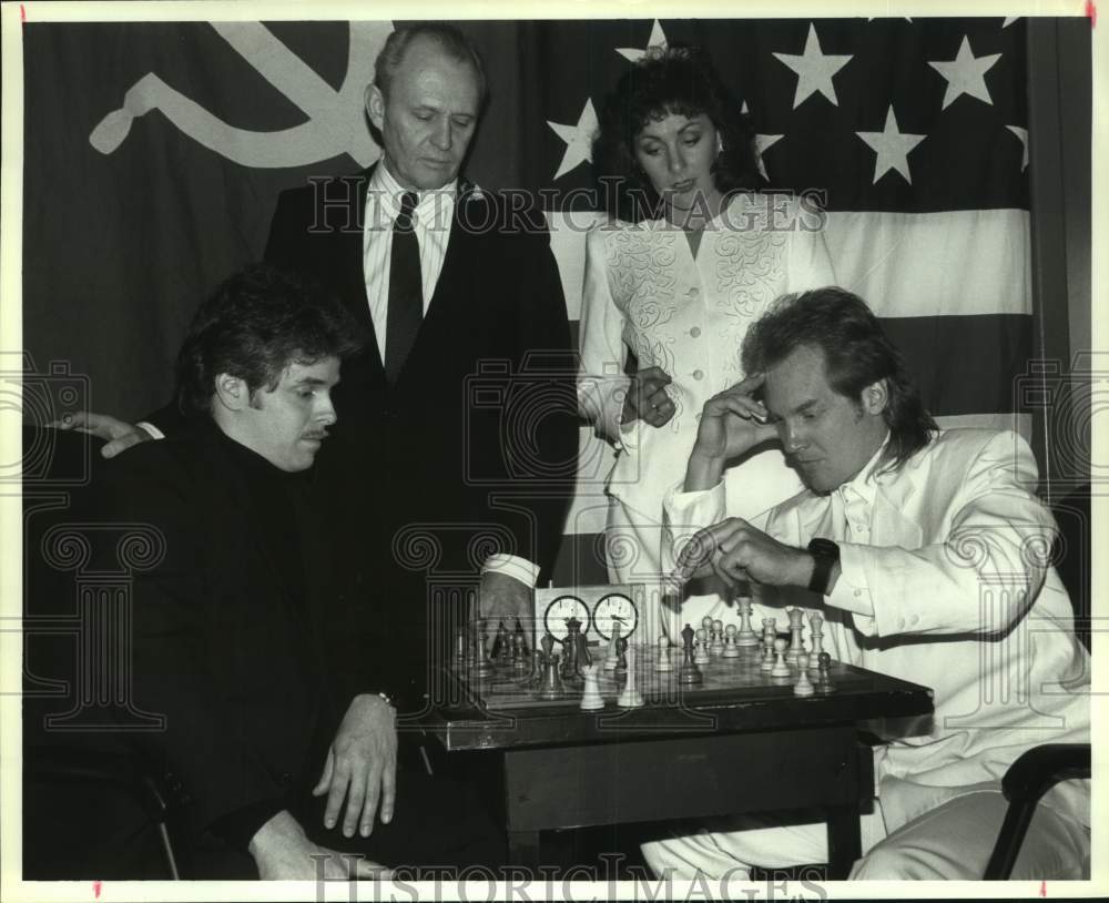 1992 Press Photo Cast in Theater Under The Stars&#39; play Chess, Houston- Historic Images