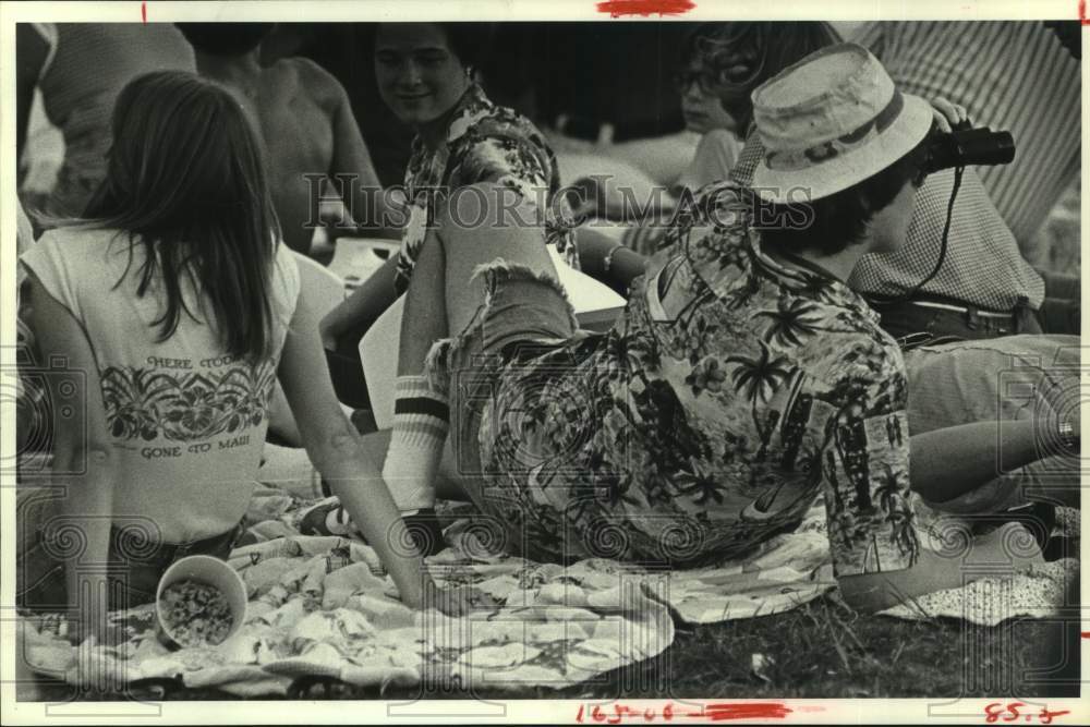 1980 Press Photo Picnic at Houston Grand Opera&#39;s Spring festival - hca64148- Historic Images