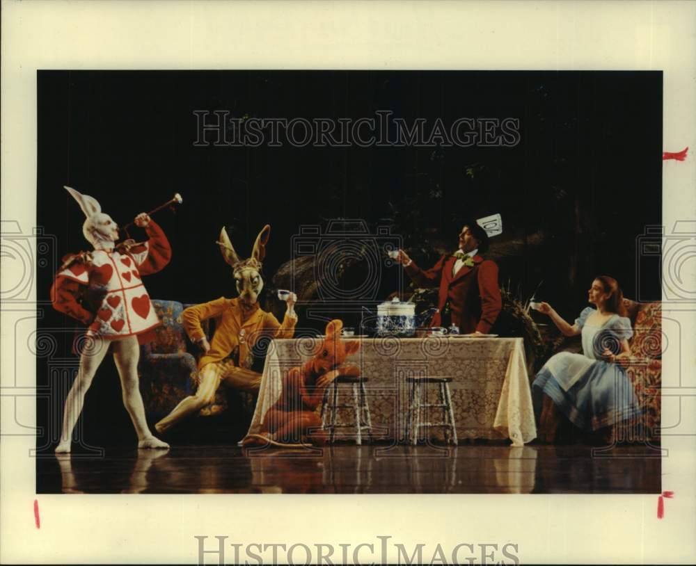 1994 Press Photo "Alice in Wonderland" tea party - Houston Ballet - hca64244- Historic Images