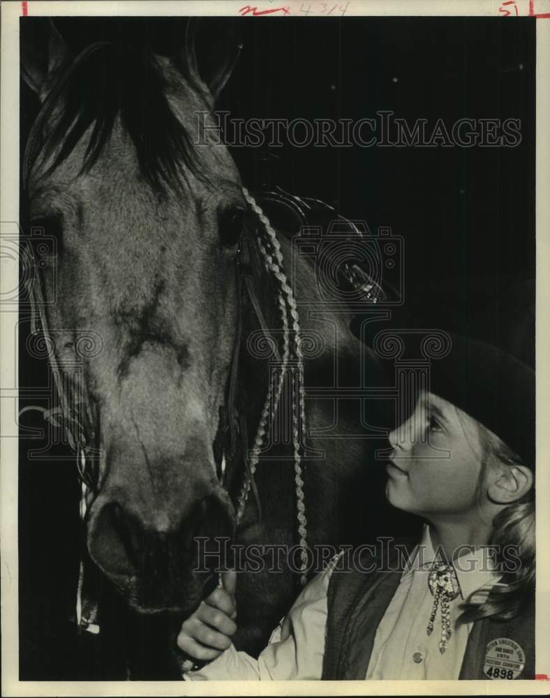 1970 Press Photo Candy Mackey &amp; Sunny Boy - winners at Houston Jr. Horse Show- Historic Images