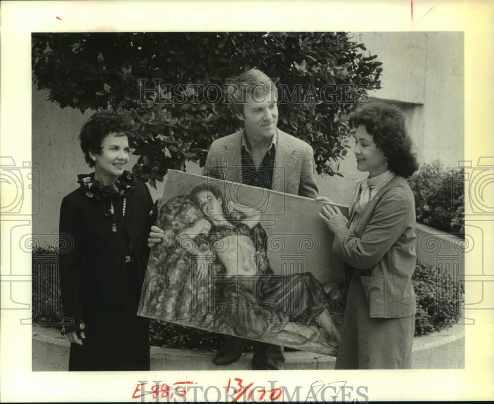 1981 Press Photo Alley Theater borrows painting for "Three Penny Opera" Houston- Historic Images