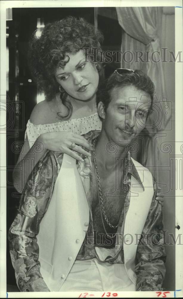 1982 Press Photo Scene from &quot;Porno Stars at Home&quot; at Stages in Houston- Historic Images