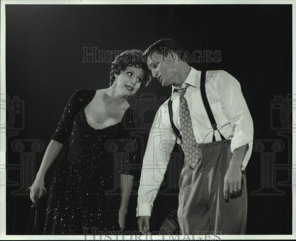 2000 Press Photo Jill Powell, Jarrod Emick in "Damn Yankees" at Houston TUTS- Historic Images