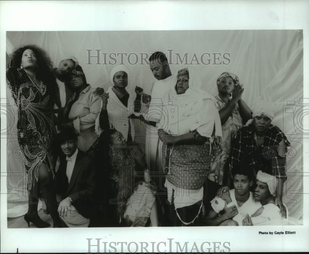 1991 Press Photo &quot;God&#39;s Trying To Tell You Something&quot; gospel musical cast- Historic Images