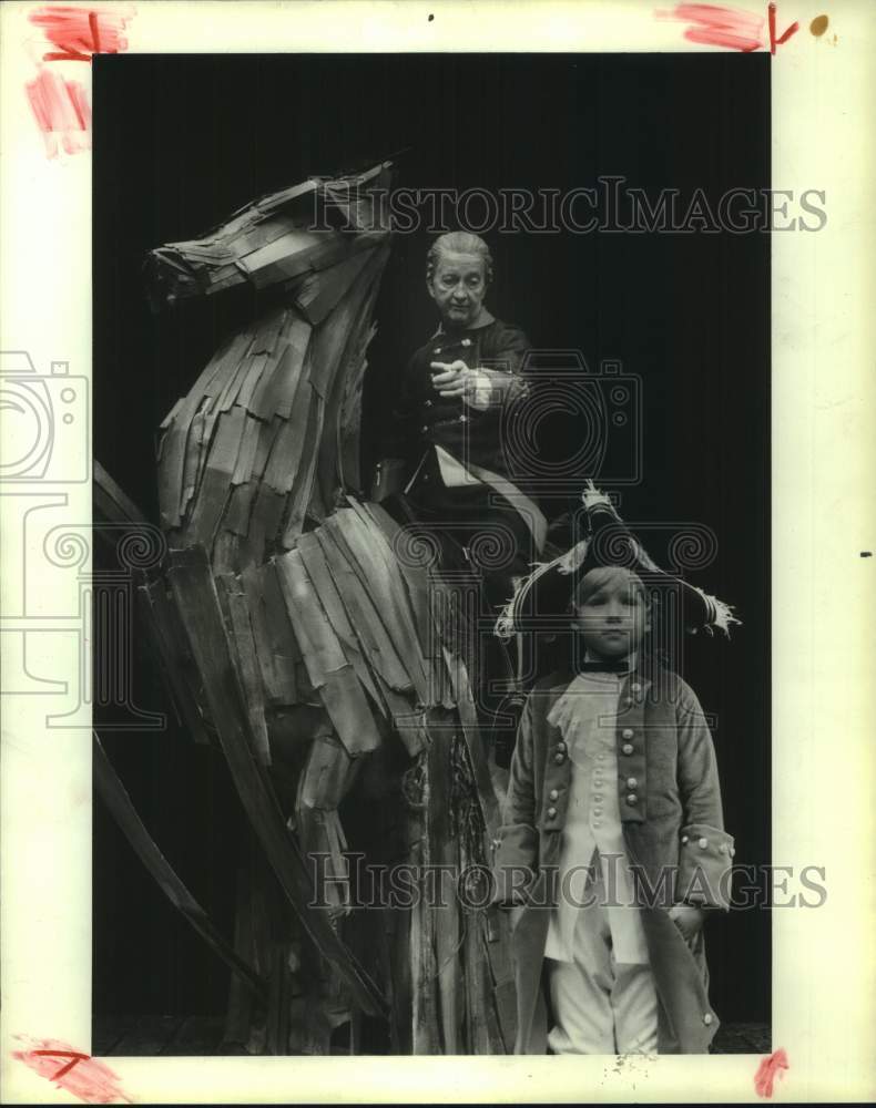 1984 Press Photo Robert Cornthwaite and Todd Duffey at Alley Theater, Houston- Historic Images