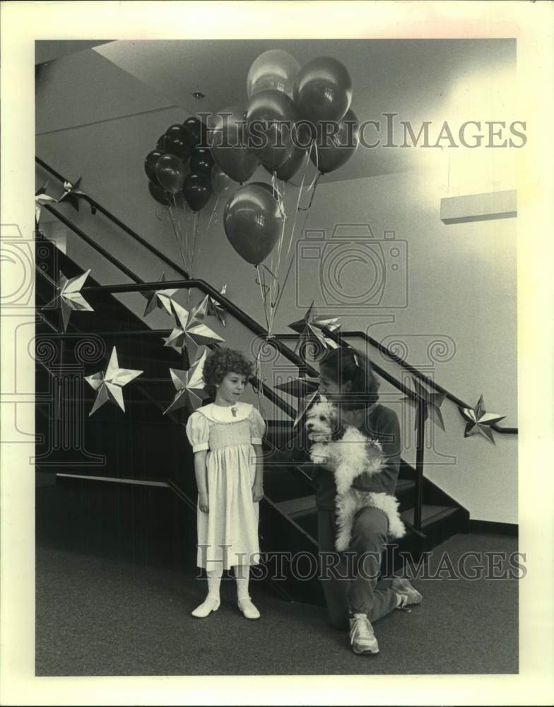 1985 Press Photo Houston Ballet&#39;s Martha Garrison Newton, Nicole Cuevas &amp; Polo- Historic Images