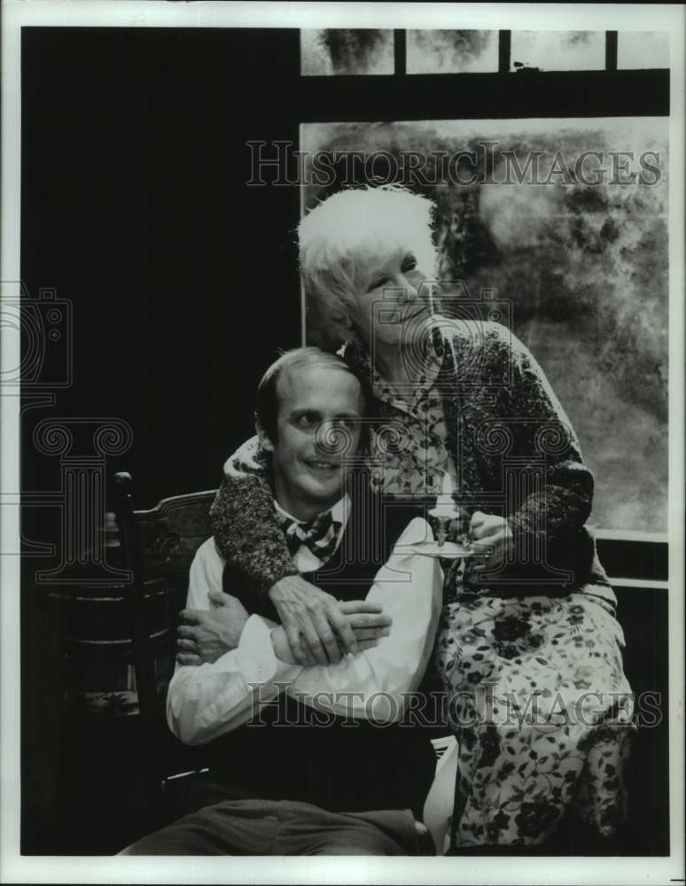 1991 Press Photo Charles Sanders, Betty Fitzpatrick star in &quot;A Christmas Memory&quot;- Historic Images