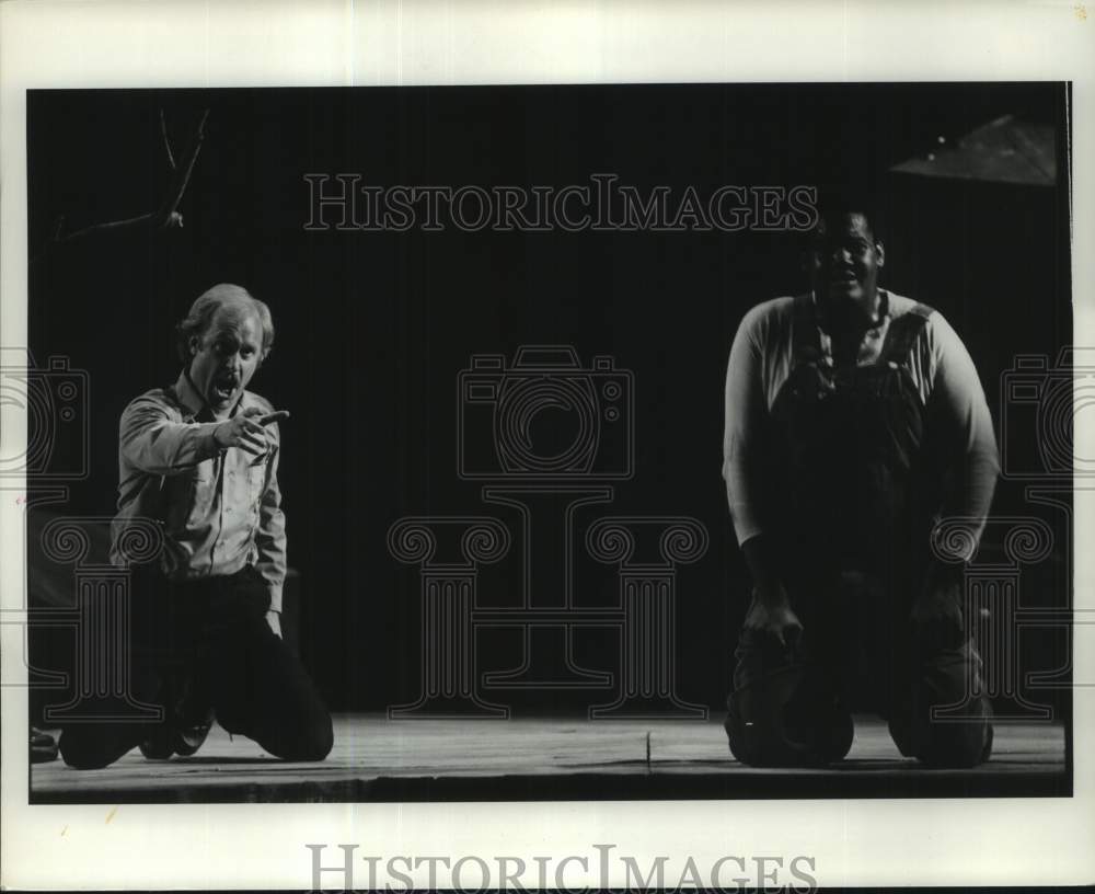 1977 Press Photo Scene from &quot;Of Mice and Men&quot; by Houston Grand Opera - hca65529- Historic Images