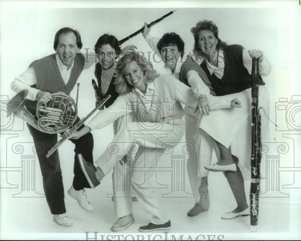 1988 Press Photo The &quot;Cimarron Wind Quintet&quot; with their instruments. - hca65696- Historic Images