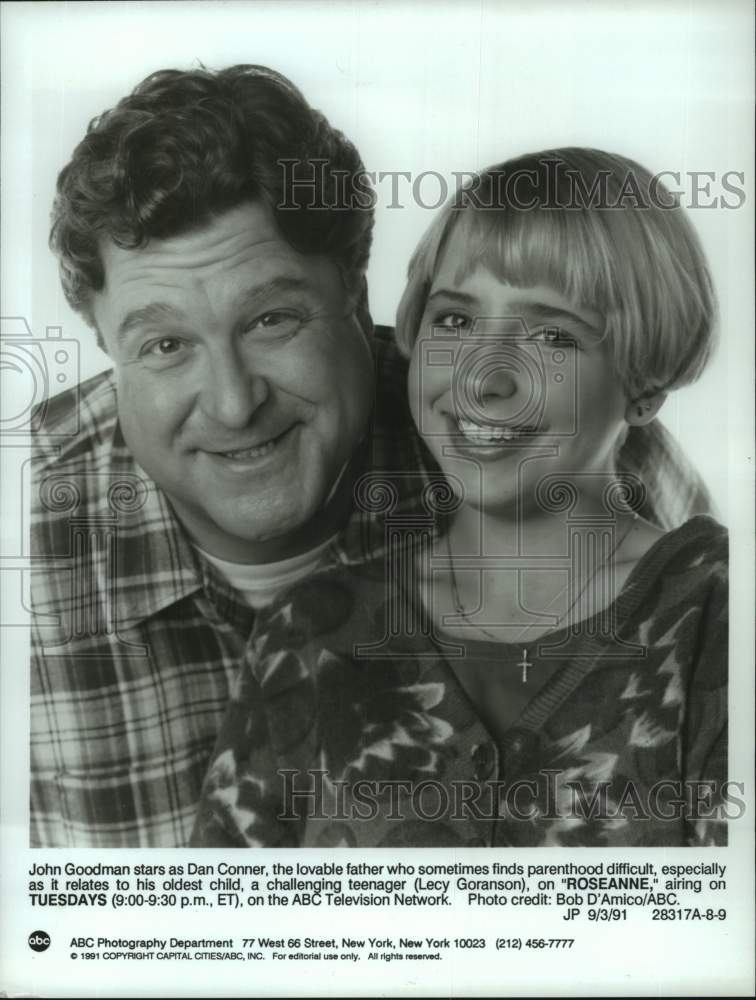 1991 Press Photo John Goodman &amp; Lecy Goranson star on the ABC comedy &quot;Roseanne&quot;- Historic Images