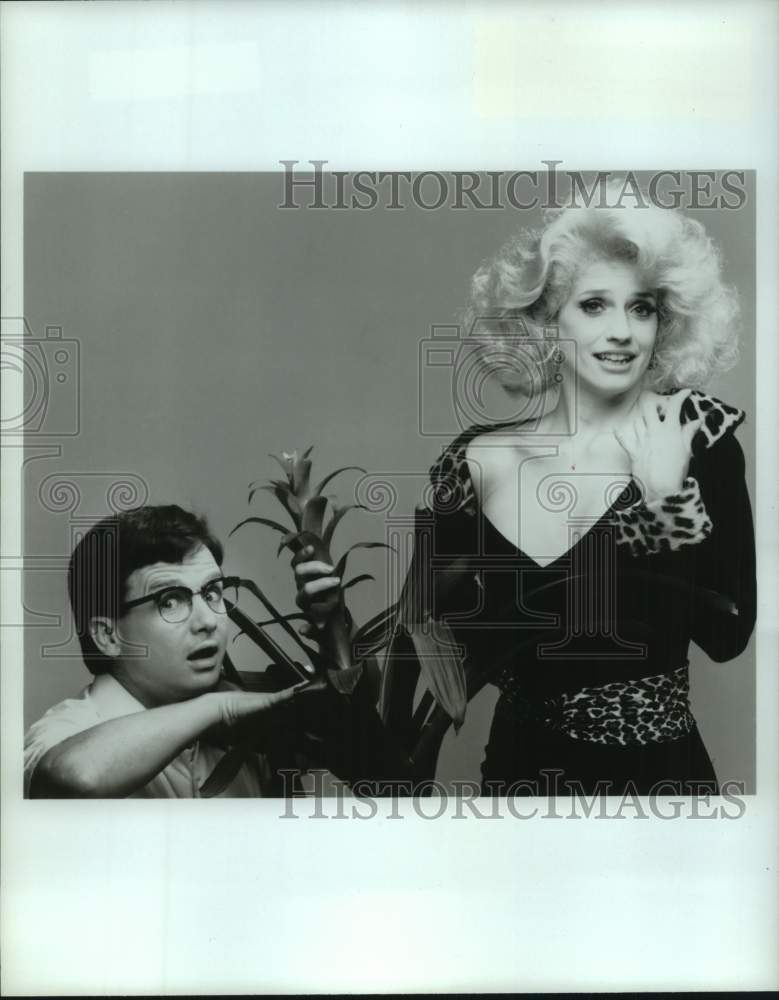 1990 Press Photo Reg Brand, Mary Hooper: "Little Shop of Horrors" Houston Stages- Historic Images