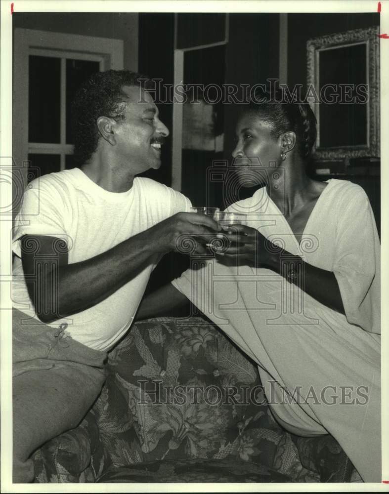 1986 Press Photo Scene from play &quot;Louie &amp; Ophelia&quot; at Houston&#39;s Ensemble- Historic Images