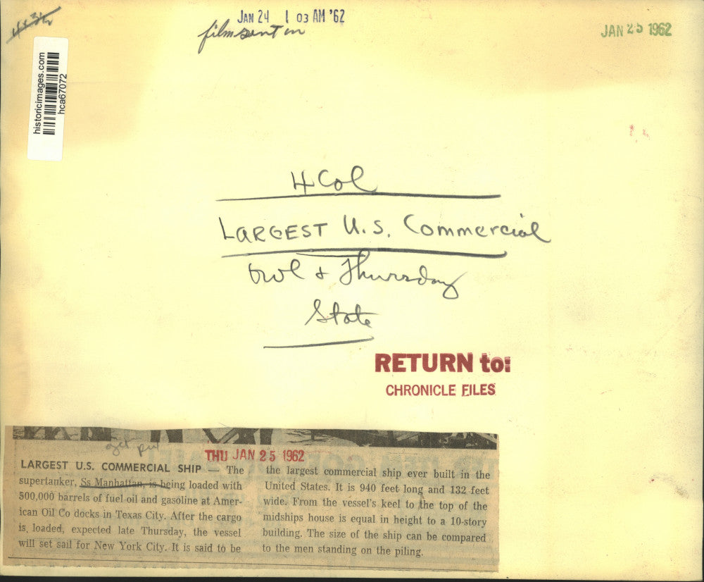 1962 Press Photo Supertanker Ss Manhattan Being Loaded in Texas City Docks