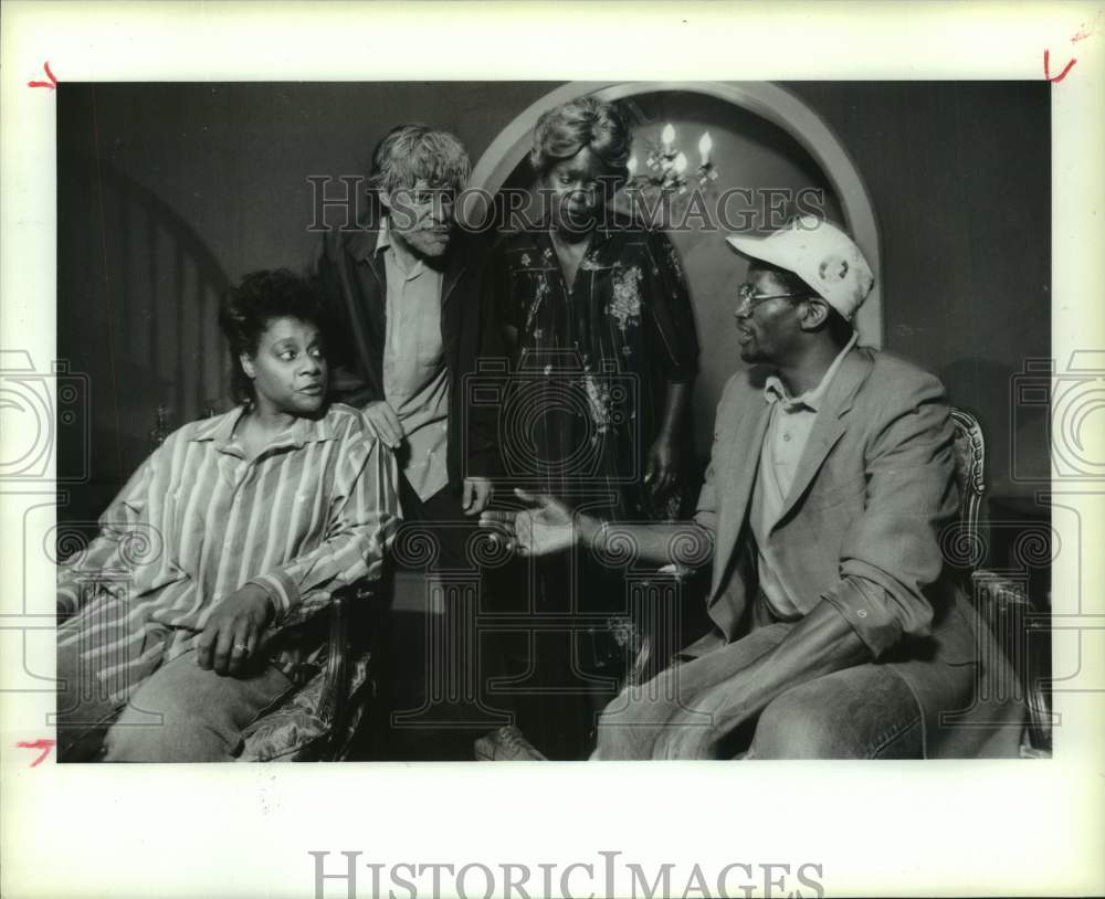 1990 Press Photo Scene from the production of &quot;Spooks&quot; at The ensemble, Houston- Historic Images