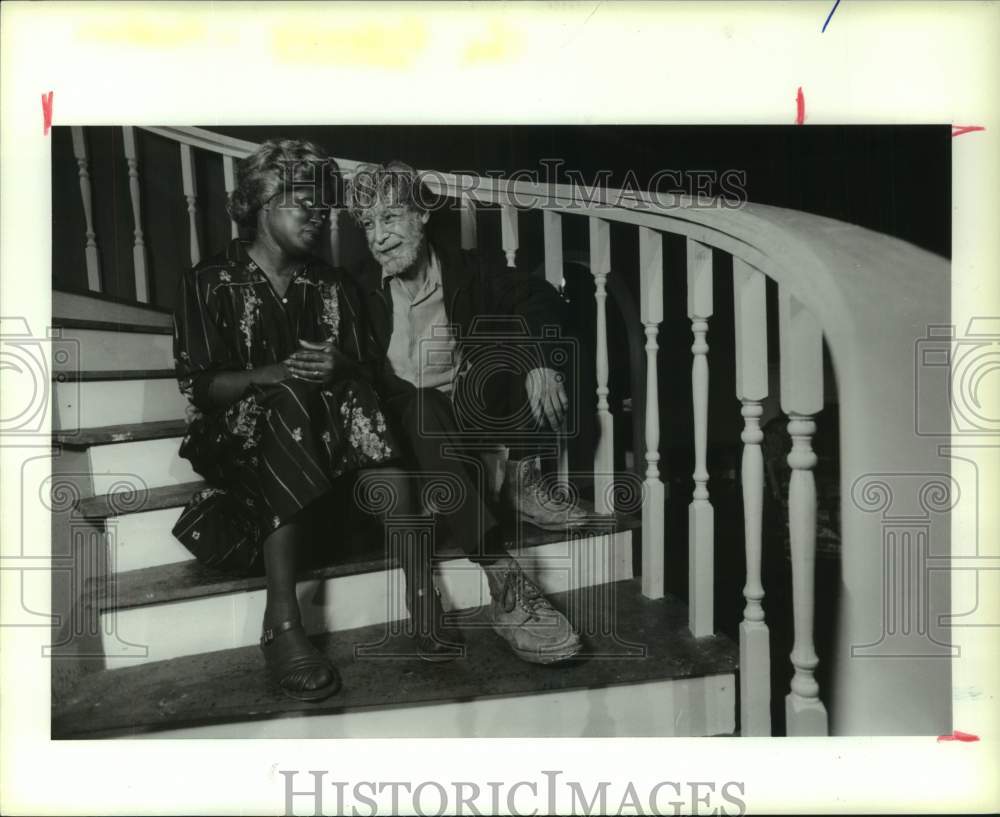 1990 Press Photo Scene from the production of "Spooks"-Ensemble Theater, Houston- Historic Images
