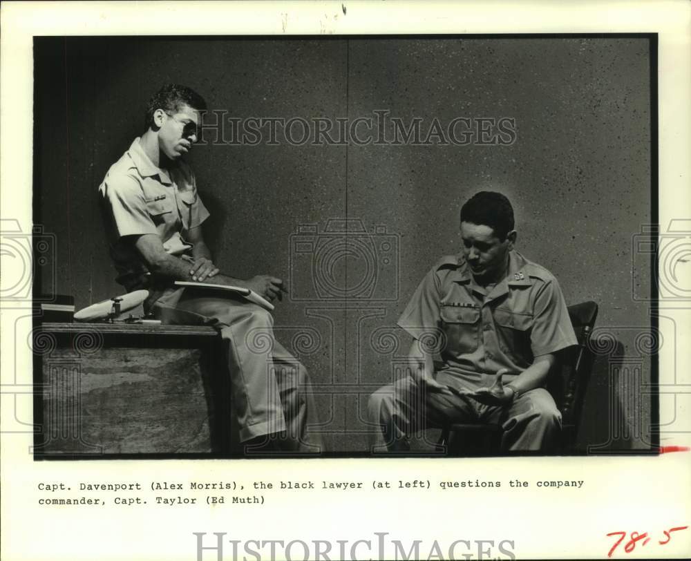 1984 Press Photo Alex Morris & Ed Muth in "A Soldier's Play" at Houston Ensemble- Historic Images