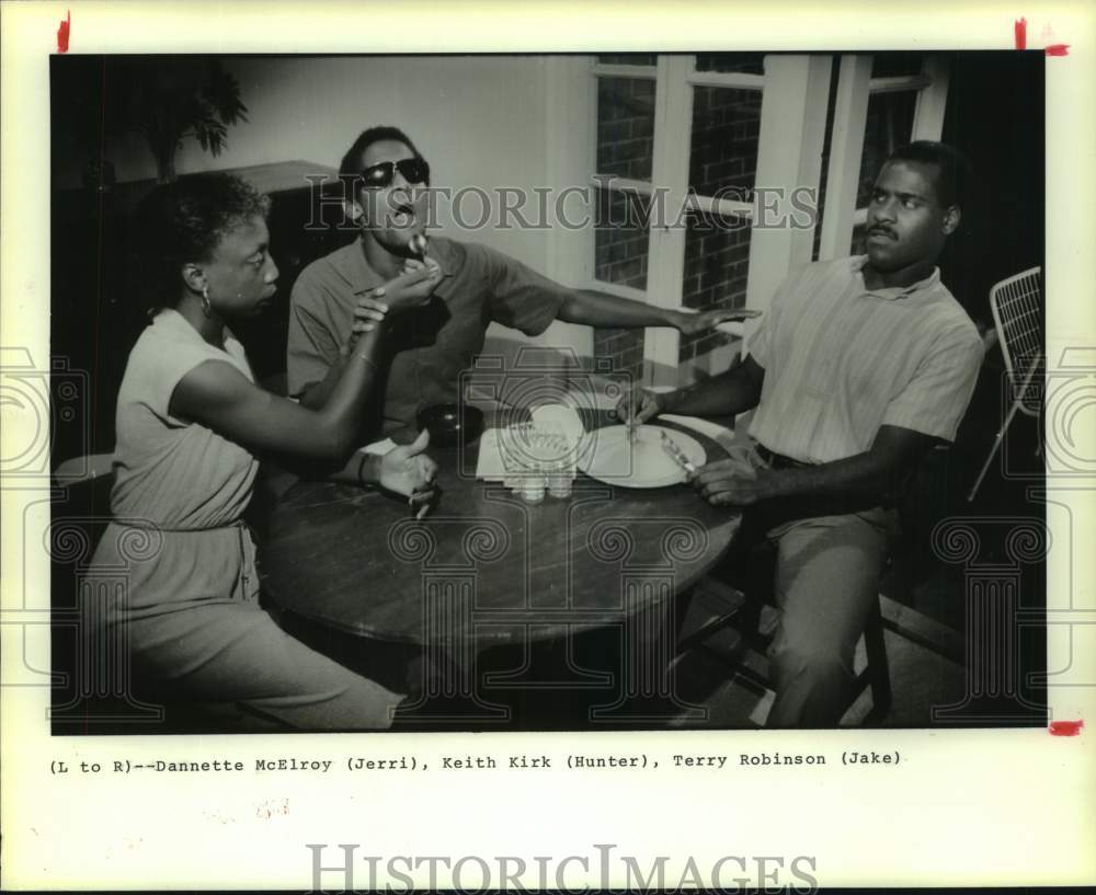 1989 Press Photo Scene from Ensemble Theater play &quot;Hunter&quot; in Houston, Texas- Historic Images