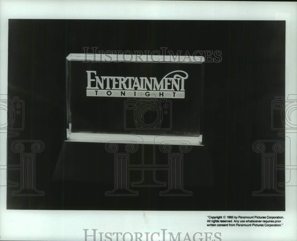 1985 Press Photo Entertainment Tonight's "Person of the Year Award" - hca67901- Historic Images