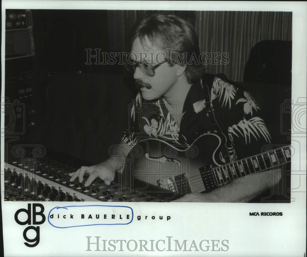 1987 Press Photo Musician Dick Bauerle of the Dick Bauerle Group - hca68478- Historic Images