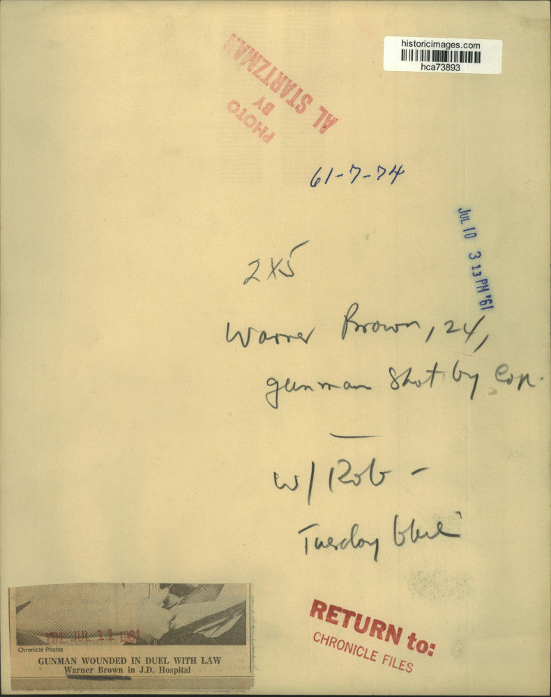 1961 Press Photo Gunman Warner Brown wounded in duel with law - hca73893