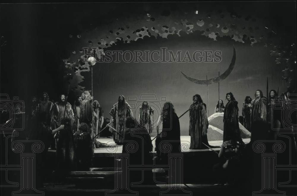 1987 Press Photo Houston Grand Opera production scene of "Norma" - hca77165- Historic Images