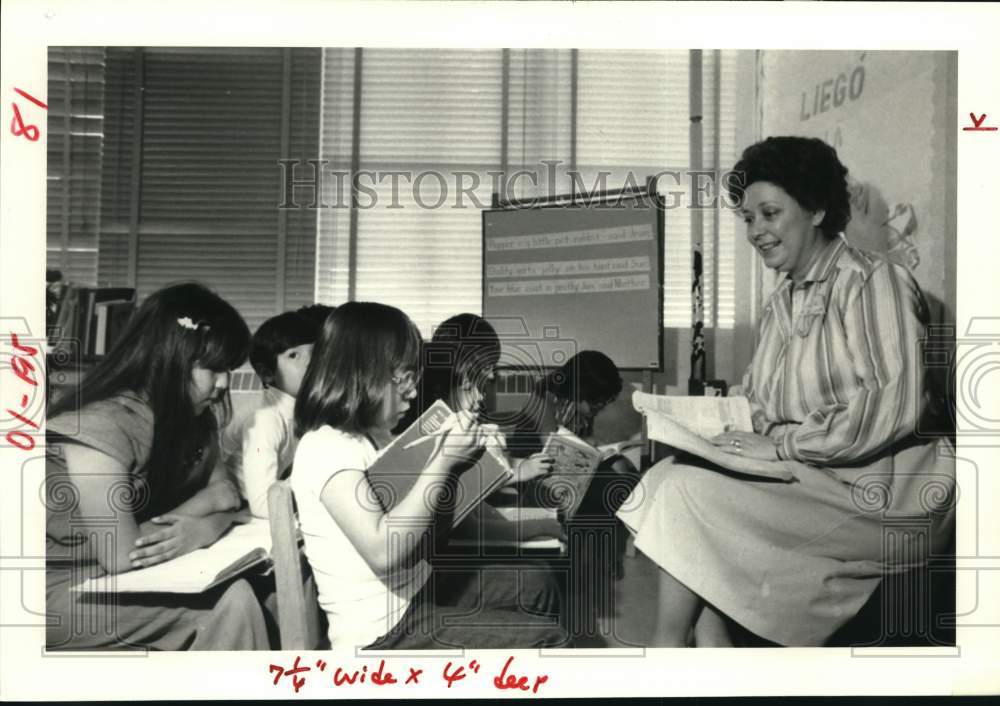 1945 Press Photo Houston school board&#39;s &quot;Blue&quot; Alexander, Montgomery Elementary