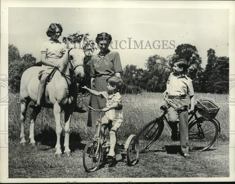 1956 Press Photo Princess Alex on a Horse with her Mother and Brothers