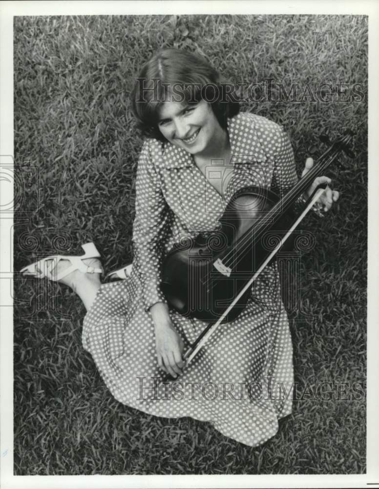 1984 Press Photo Violist Heidi Castleman - hca77977- Historic Images