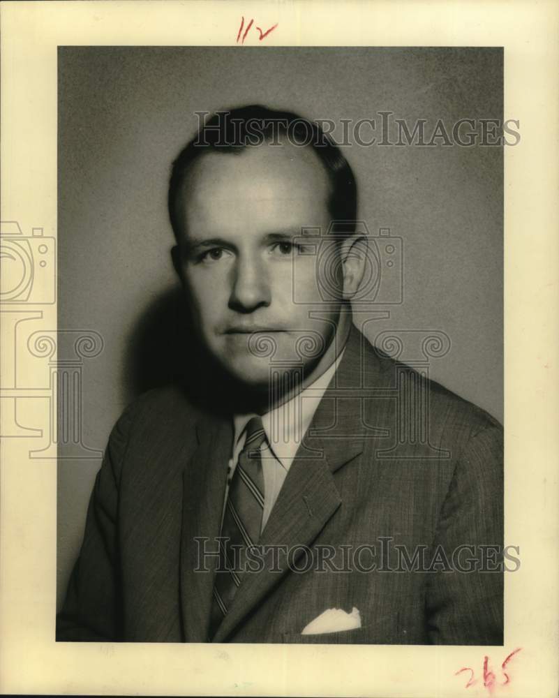 1959 Press Photo Director John B. Carter, Jr. of Lehman Brothers Banking Firm