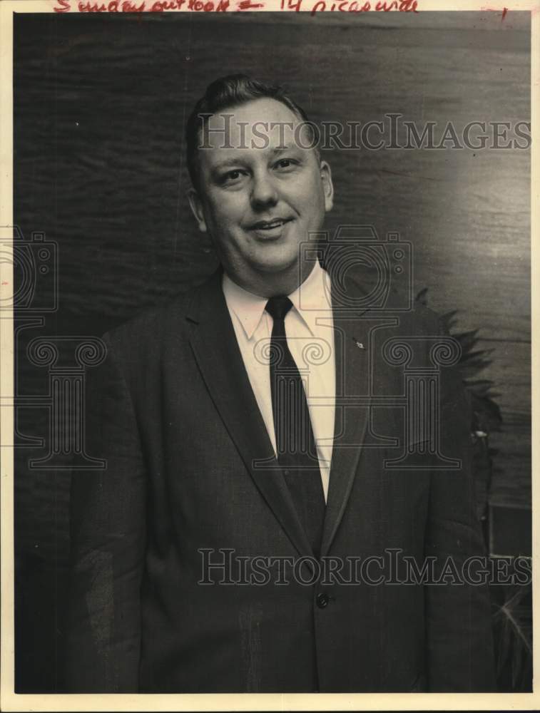 1957 Press Photo Council Candidate Jack Carswell - hca78516