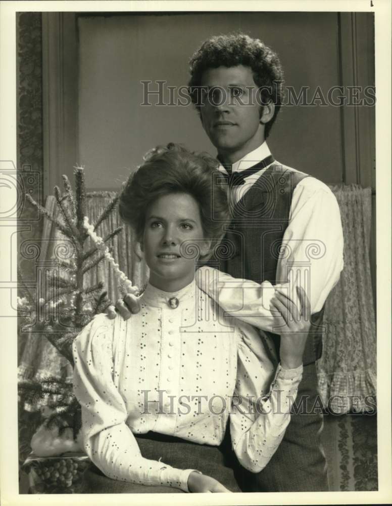 Press Photo Actress/singer Debby Boone with co-star - hca78714- Historic Images