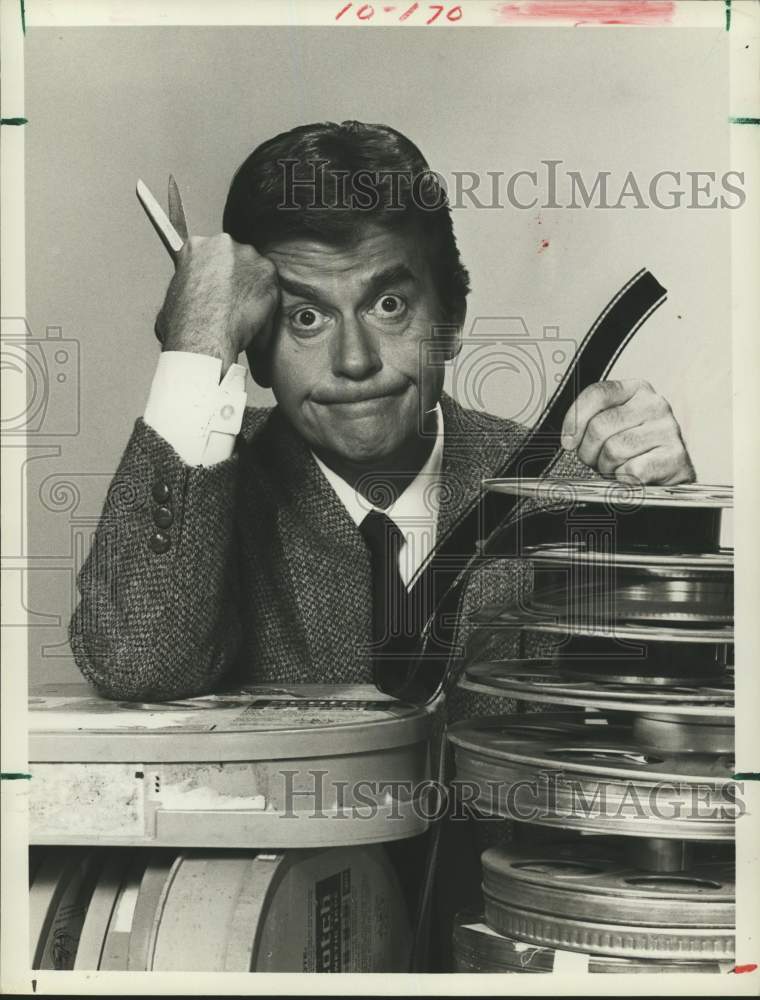 1982 Press Photo Dick Clark hosts &quot;TV Censored Bloopers #4&quot; - hca79296- Historic Images