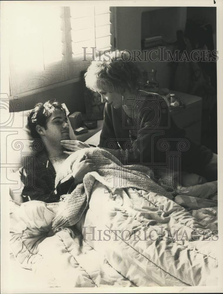 1991 Press Photo Actors Neill Barry and Jill Clayburgh in Scene of &quot;Life Lines&quot;- Historic Images