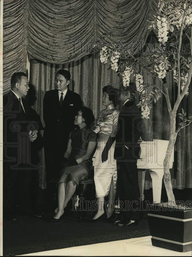 1964 Press Photo Chinese celebrate Republic's 53rd birthday - hca79520