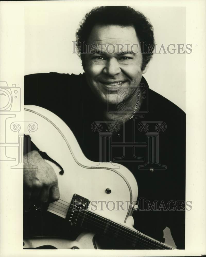 1995 Press Photo Roy Clark, Country Musician - hca79578- Historic Images