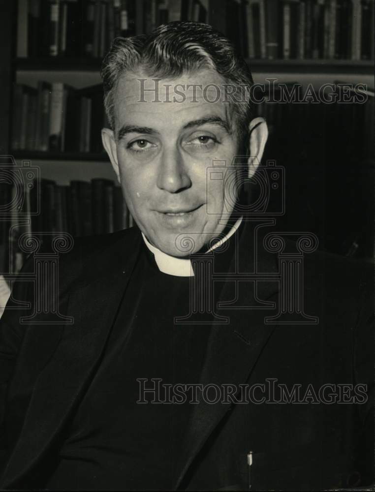 1956 Press Photo Reverend James P. Clements of the Diocese of Texas - hca79689