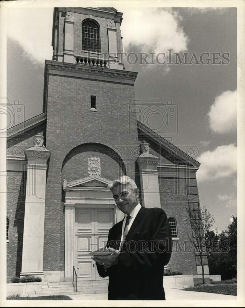 1962 Press Photo Dr. James P. Clements - hca79691