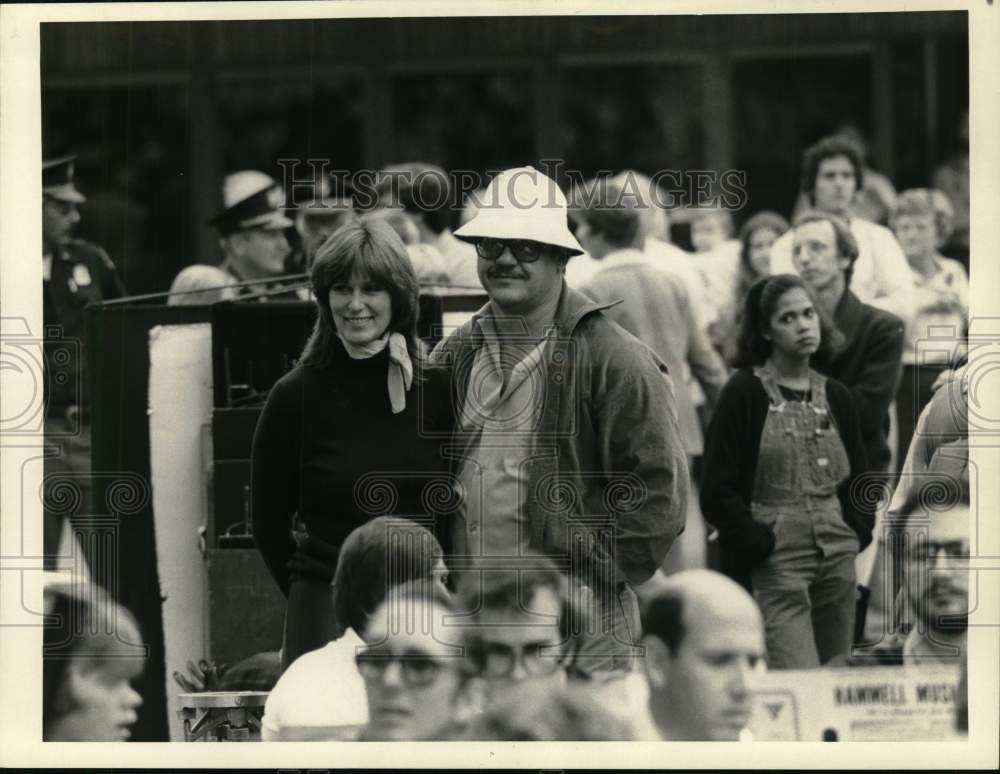 1980 Press Photo Actor Alex Karras With Wife, Actress Susan Clark - hca80032- Historic Images