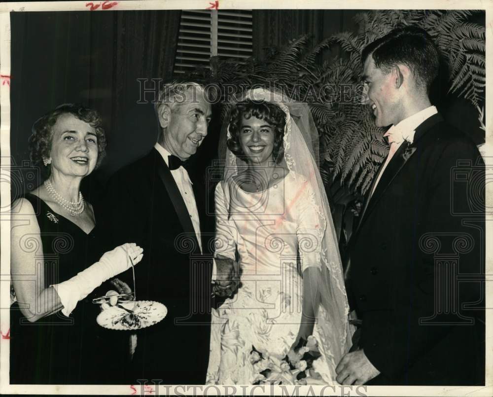 1961 Press Photo Supreme Court Justice and Mrs. Tom Clark, left, wedding guests
