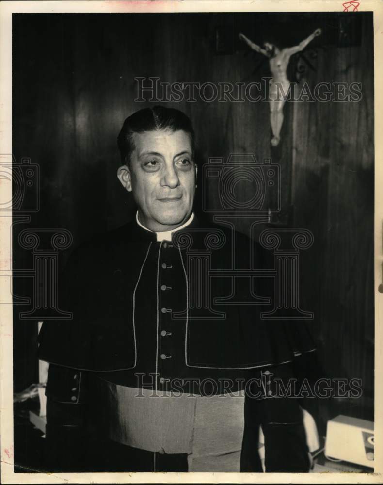 1962 Press Photo Right Rev. Monsignor John J. Cassata pastor of Holy Name Parish