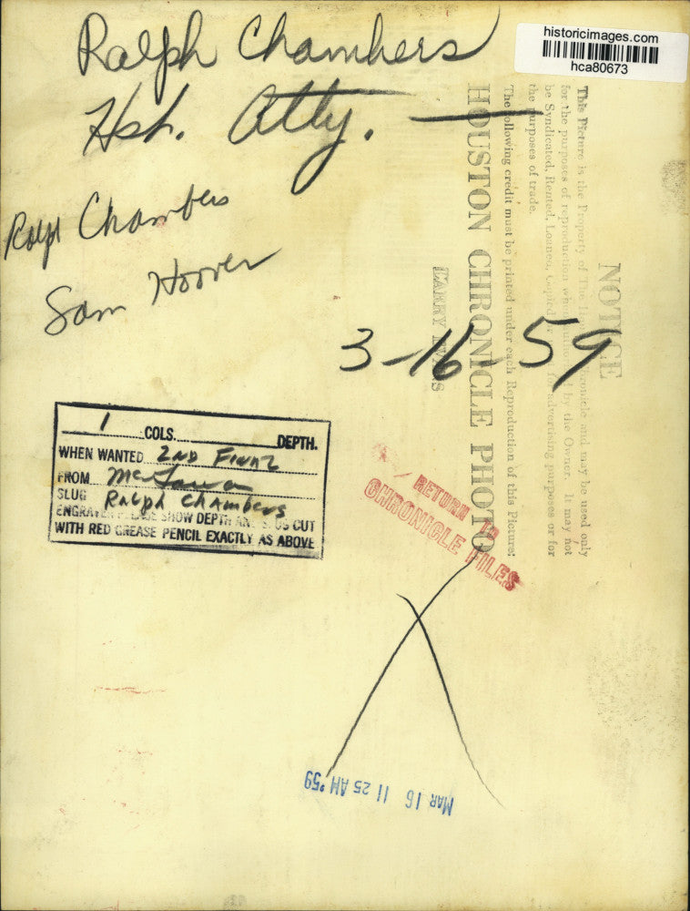 1959 Press Photo Ralph Chambers, Houston attorney talks with Sam Hoover