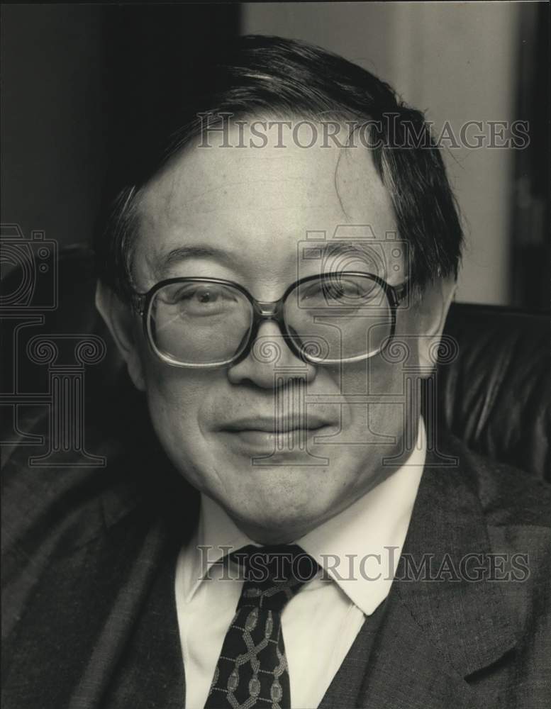 1987 Press Photo Frank S. B. Chao, president of Wah Kwong, Hong Kong - hca80770