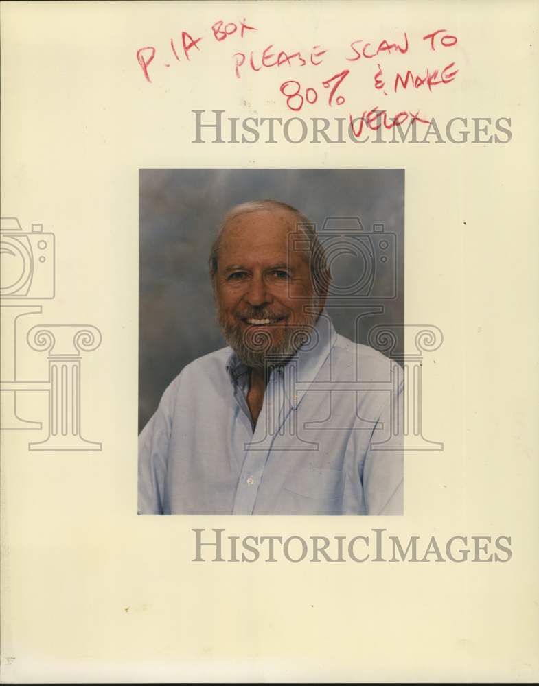 1993 Press Photo Houston Chronicle Outdoor Editor, Bob Brister retires- Historic Images