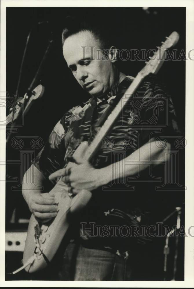 1984 Press Photo Guitarist Jim Colegrave - hca81023- Historic Images