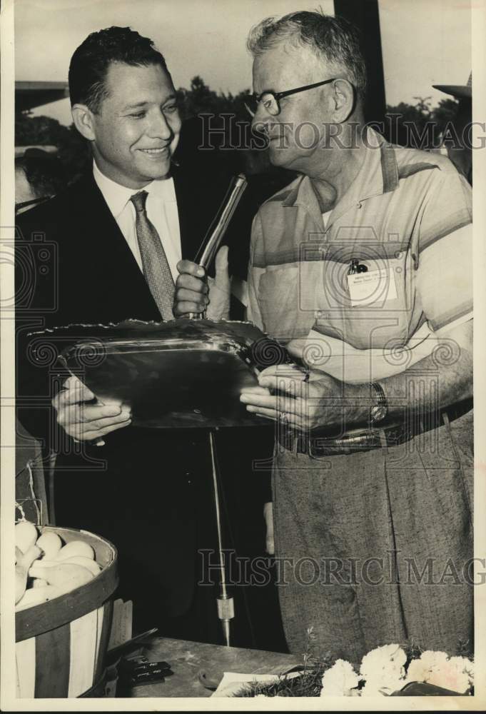 1959 Press Photo John Robinson with silver tray from Dan Clinton- Harris Co.