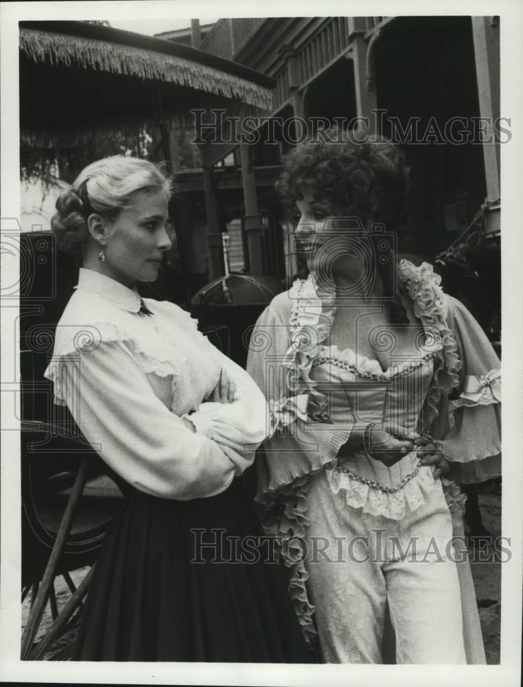 1982 Press Photo Joan Collins and co-star in Western movie scene - hca81177- Historic Images