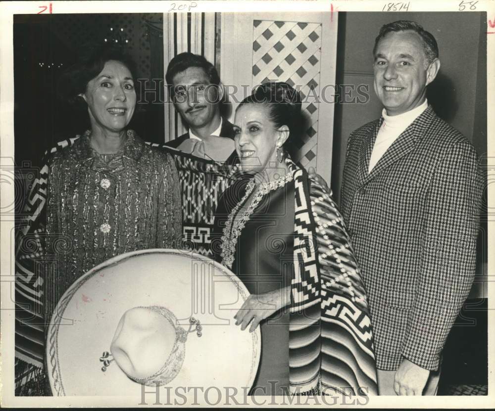 1969 Press Photo Mrs. Milo Abercrombie with others at Polo Association Party- Historic Images