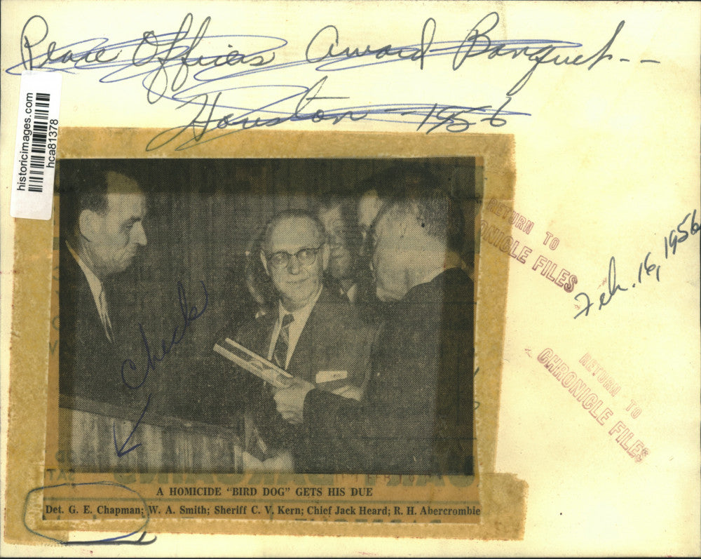 1956 Press Photo Detective G. E. Chapman honored at Houston Officers' Banquet