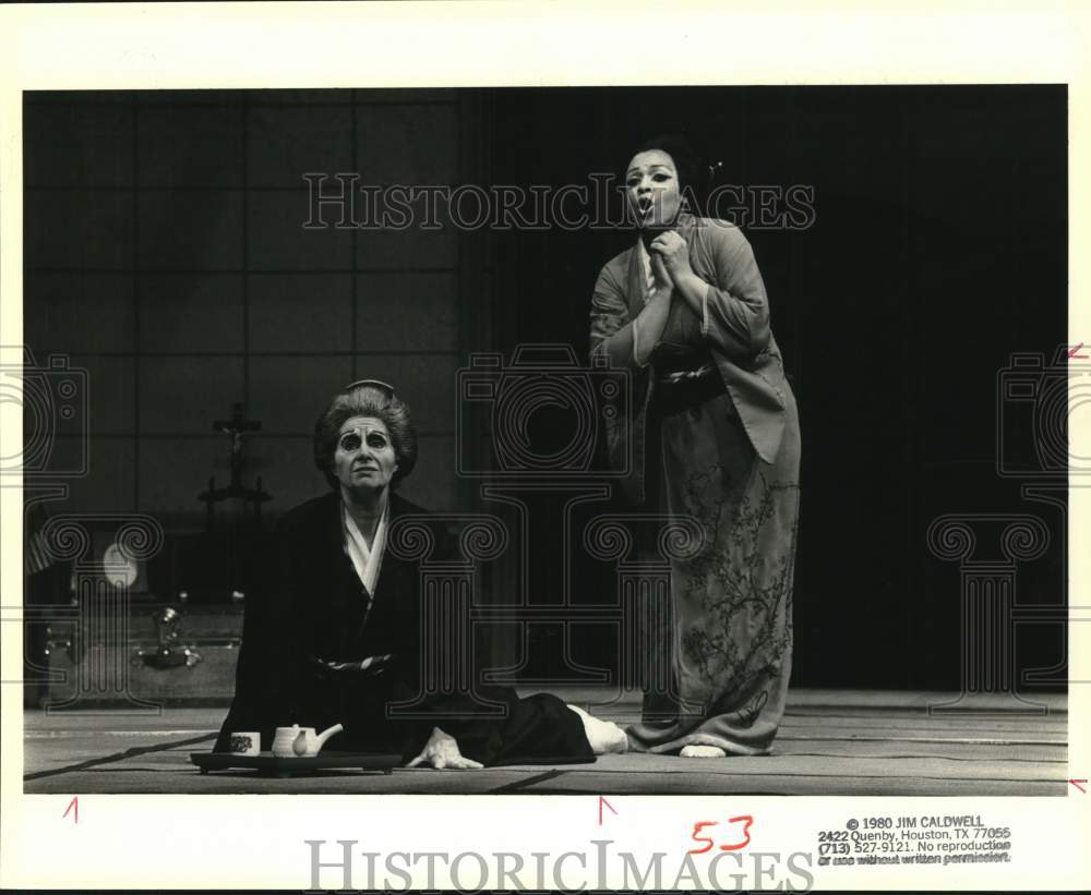 1980 Press Photo Eunice Alberts &amp; Daisy Newman in Madame Butterfly. - hca81586- Historic Images